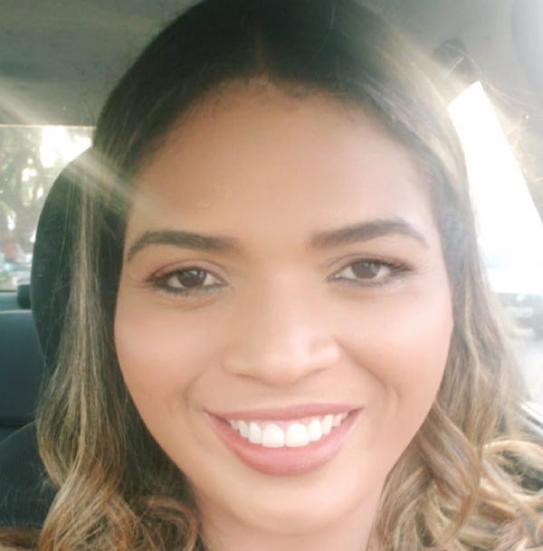 Foto da Dra. Sarah Cristina Rosa da Silva